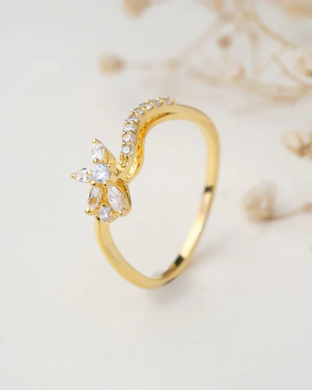 Kerrie 18Kt Gold & Diamond Ring